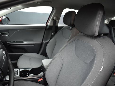 Used 2025 Kia K4 FWD image 9