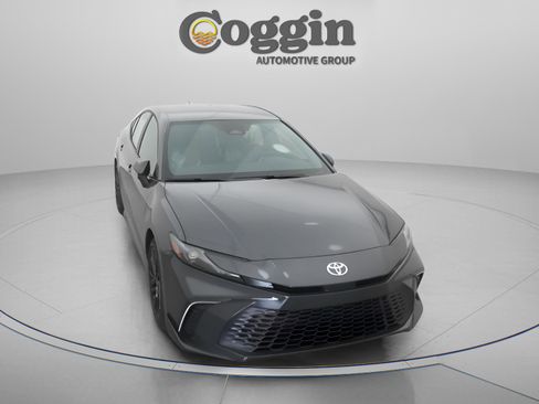 New 2026 Toyota Camry SE FWD image 27