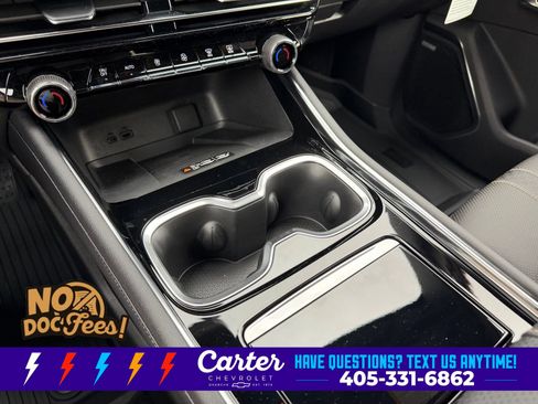 New 2026 Chevrolet Traverse High Country w/ LPO, Floor Liner Package FWD image 17