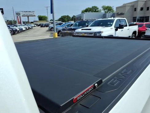 Used 2022 GMC Sierra 1500 Denali w/ Denali Premium Package AWD/4WD image 18