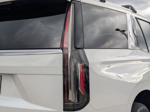 Certified 2021 Cadillac Escalade Luxury image 13