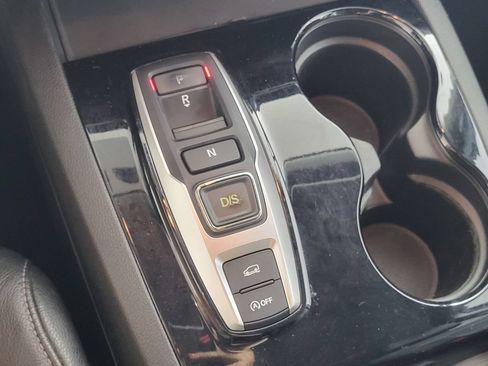 Used 2016 Honda Pilot Touring image 21