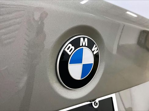 Used 2018 BMW 320i Sedan RWD image 30