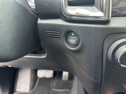 Used 2019 Ford Ranger Lariat w/ Trailer Tow Package AWD/4WD image 16