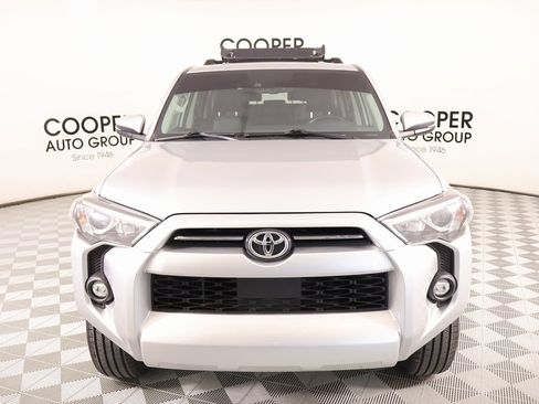 Used 2022 Toyota 4Runner SR5 Premium w/ Moonroof Package image 10