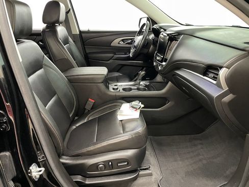 Used 2020 Chevrolet Traverse RS AWD/4WD image 38