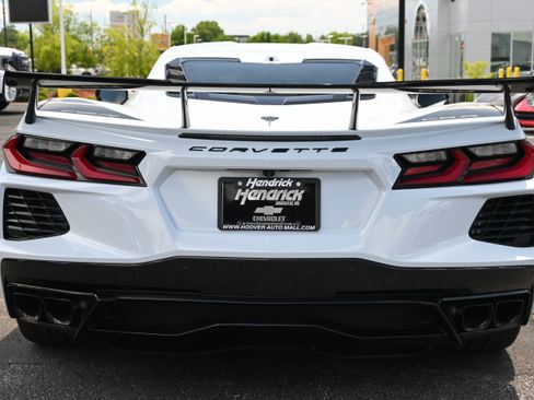 Used 2024 Chevrolet Corvette Stingray Premium Cpe RWD image 50