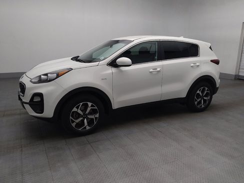 Used 2021 Kia Sportage LX AWD/4WD image 2