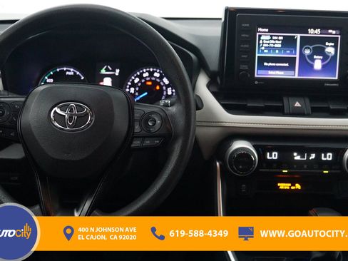 Used 2020 Toyota RAV4 XLE w/ Convenience Package AWD/4WD image 5