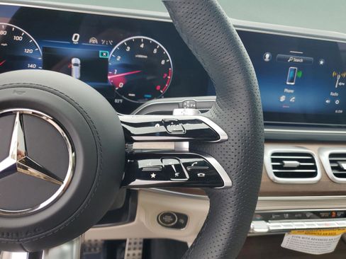 Certified 2026 Mercedes-Benz GLS 580 4MATIC image 37