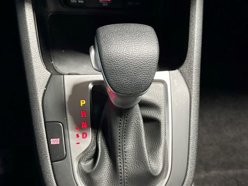 Used 2023 Kia Forte LXS w/ LXS Technology Package FWD image 16