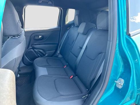 Used 2022 Jeep Renegade Altitude w/ Convenience Group image 25