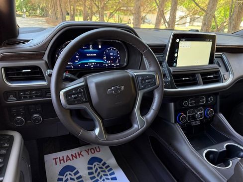 Used 2022 Chevrolet Tahoe Z71 w/ Luxury Package AWD/4WD image 48