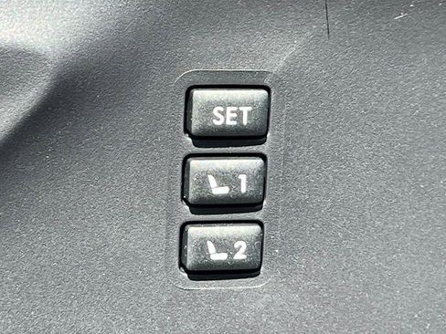 New 2026 Subaru Ascent Limited Bronze AWD/4WD image 18