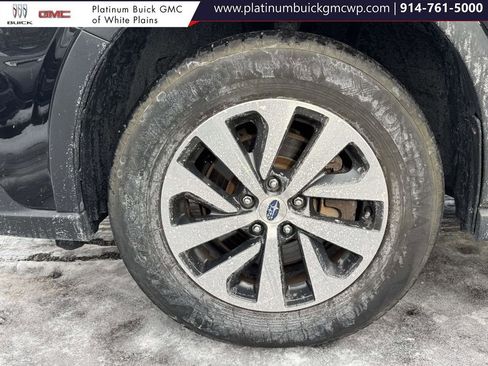 Used 2022 Subaru Outback Premium image 9