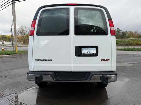 Used 2024 GMC Savana 2500 w/ Driver Convenience Package image 7