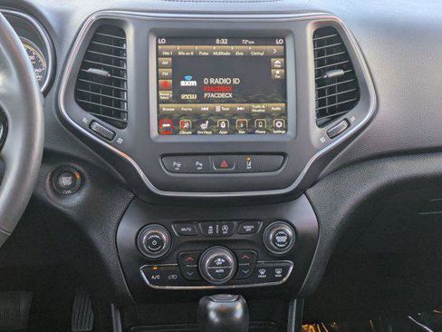 Certified 2023 Jeep Cherokee Altitude Lux image 15