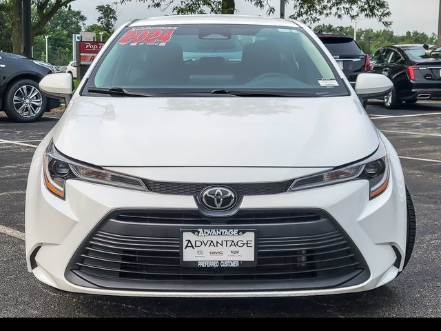 Used 2024 Toyota Corolla LE FWD image 5