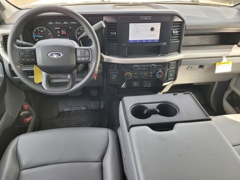 New 2025 Ford F450 XL image 7