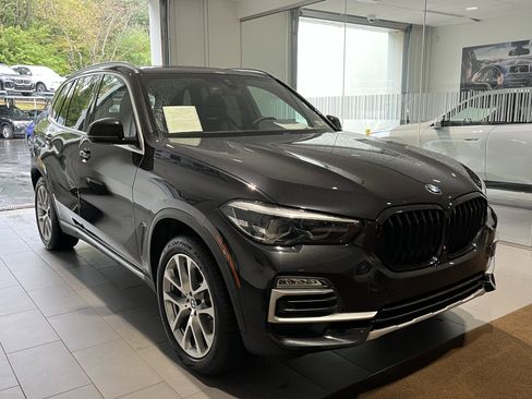 Used 2020 BMW X5 xDrive40i w/ Convenience Package image 3