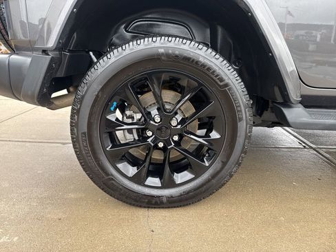 Used 2022 Jeep Wrangler Unlimited Sahara image 49