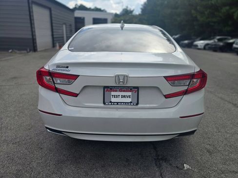 Used 2018 Honda Accord LX image 6