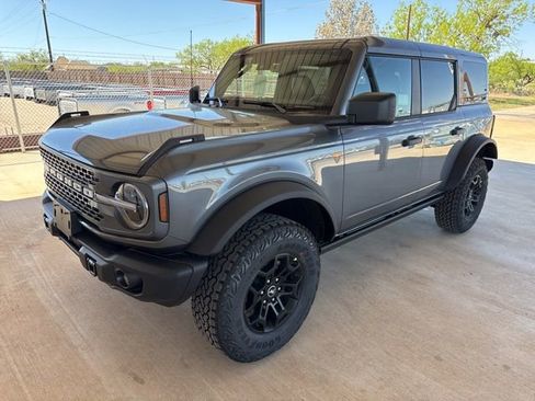 New 2026 Ford Bronco Badlands AWD/4WD image 3