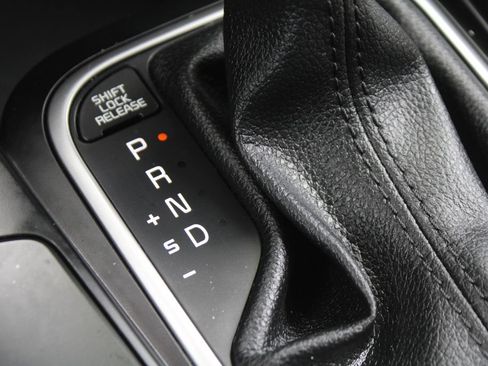 Used 2023 Kia Soul LX FWD image 32