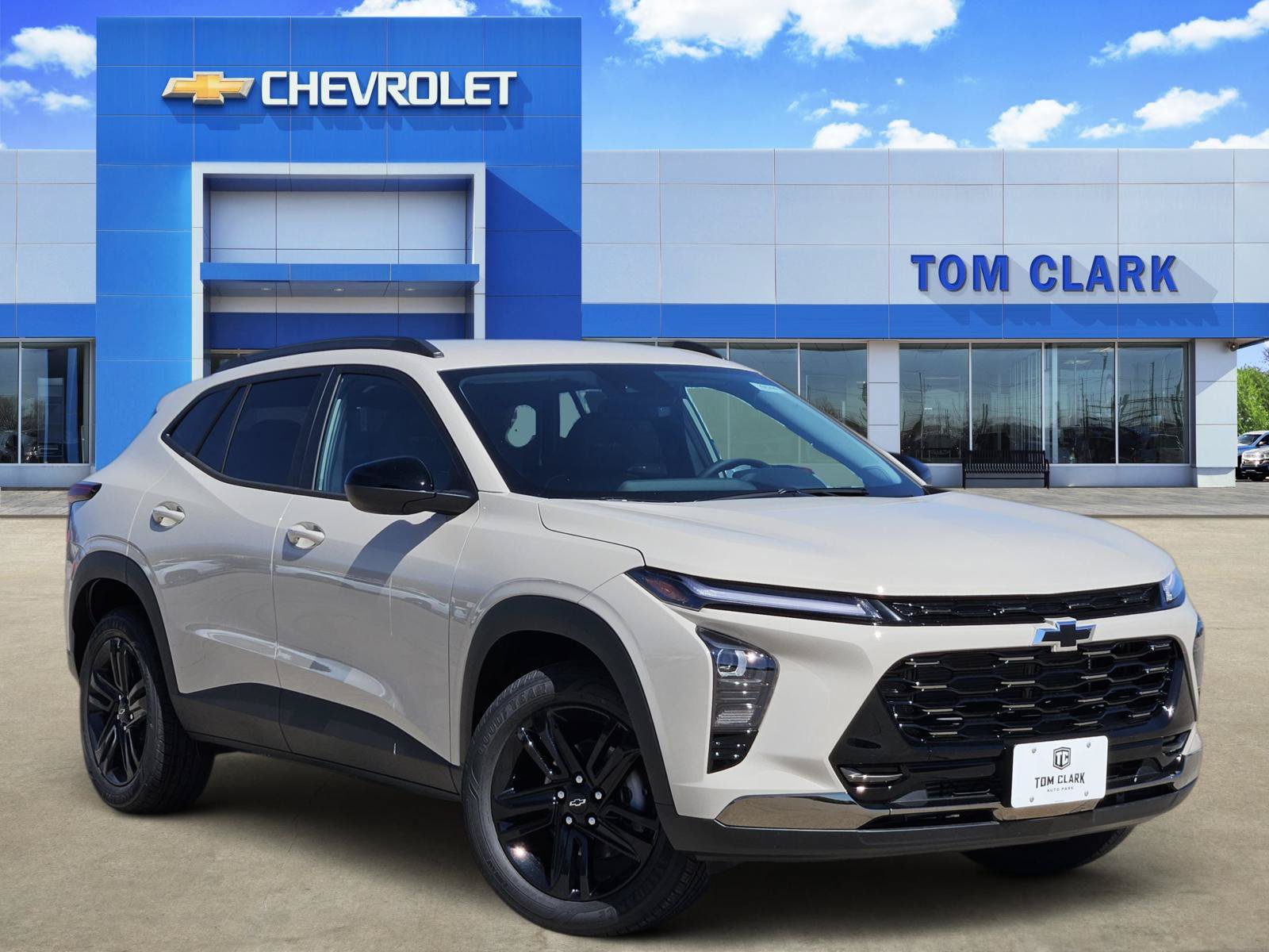 New 2026 Chevrolet Trax ACTIV w/ Driver Confidence Package FWD image 1