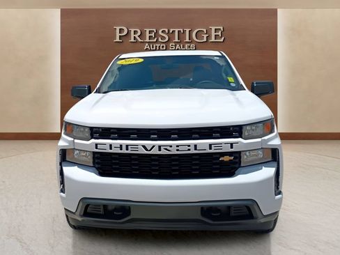 Used 2019 Chevrolet Silverado 1500 Custom w/ Custom Convenience Package RWD image 37