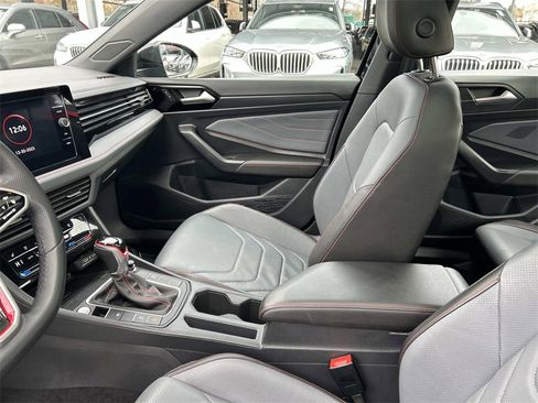 Used 2025 Volkswagen Jetta GLI Autobahn image 23