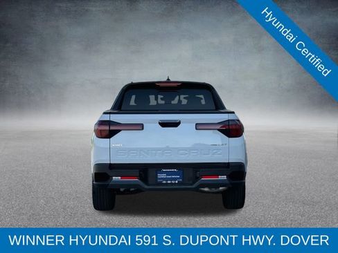 Certified 2024 Hyundai Santa Cruz Limited image 4