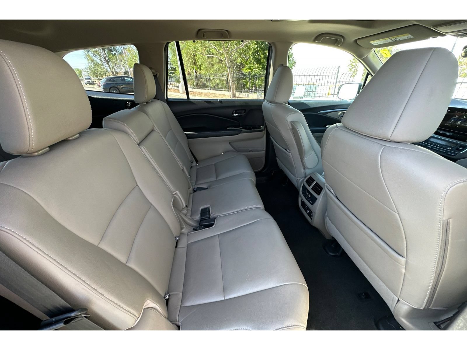 Used 2019 Honda Pilot EX-L image 16