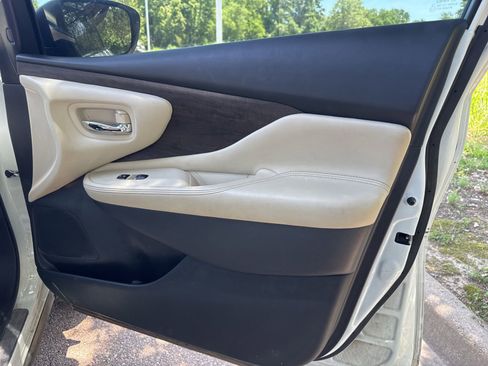 Used 2023 Nissan Murano Platinum w/ Cargo Package FWD image 25