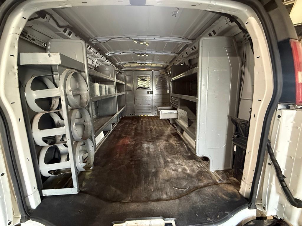 Used 2018 GMC Savana 2500 w/ Driver Convenience Package RWD image 28