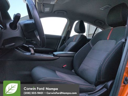 Used 2020 Nissan Sentra SR FWD image 23
