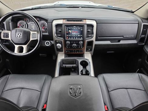 Used 2019 RAM 1500 Laramie w/ Convenience Group image 14