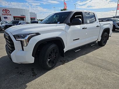 New 2025 Toyota Tundra SR5 w/ Blackout Package (GST)