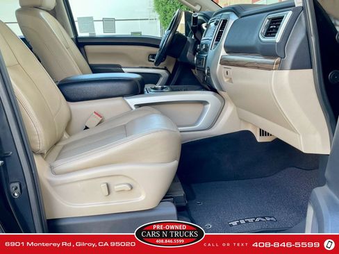 Used 2016 Nissan Titan SL RWD image 16