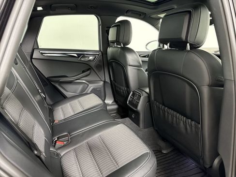 Certified 2026 Porsche Macan Turbo AWD/4WD image 25