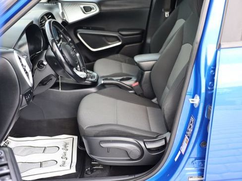 Used 2020 Kia Soul X-Line FWD image 12