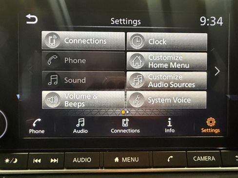 Used 2024 Nissan Rogue S FWD image 33