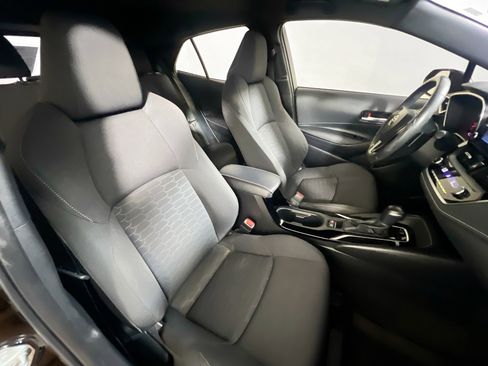 Used 2021 Toyota Corolla SE image 31