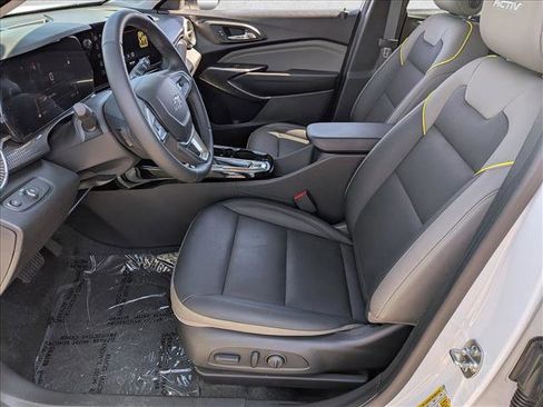 Used 2025 Chevrolet Trax ACTIV w/ Driver Confidence Package image 14