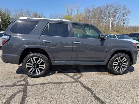 Used 2024 Toyota 4Runner Limited AWD/4WD image 8