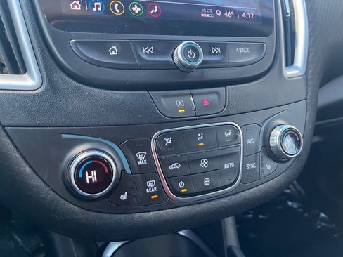 Used 2023 Chevrolet Malibu LT image 14