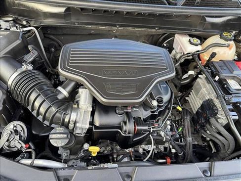 Used 2024 Cadillac XT5 Premium Luxury image 23