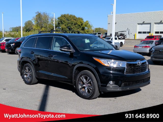 Used 2016 Toyota Highlander XLE AWD/4WD image 1