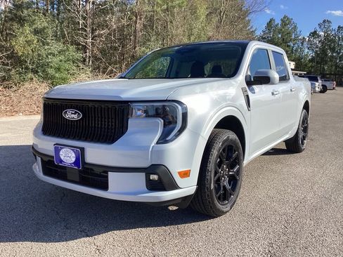 New 2026 Ford Maverick Lobo image 3