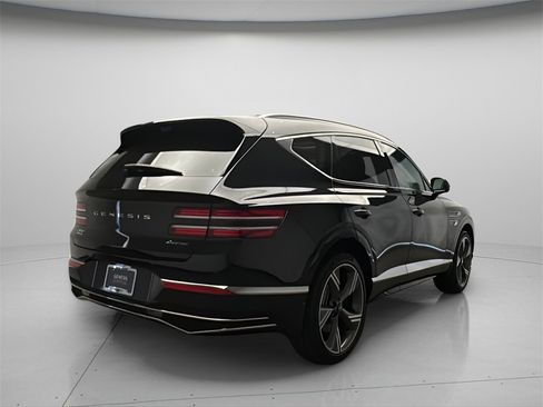 Certified 2025 Genesis GV80 3.5T Prestige image 4